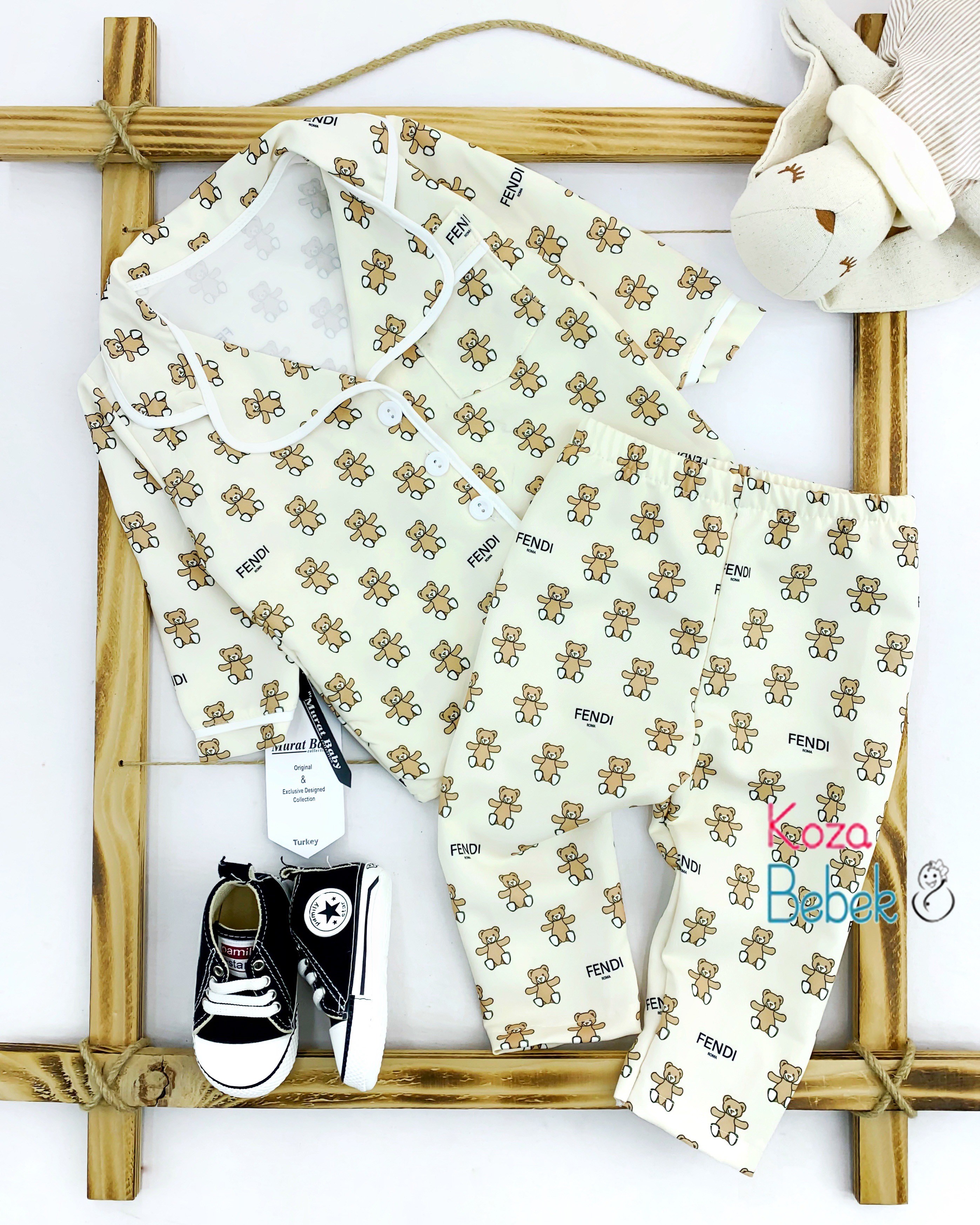 Miniapple Küçük Fendi Baskılı 2’li Bebek Pijama Takımı