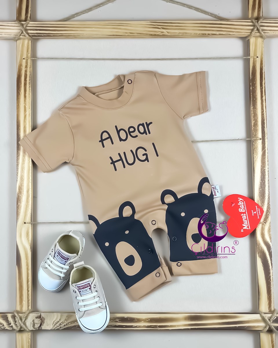 Miniapple Yazlık A Bear Hug I Baskılı Alttan Çıtçıtlı Bebek Tulumu - KIRMIZI