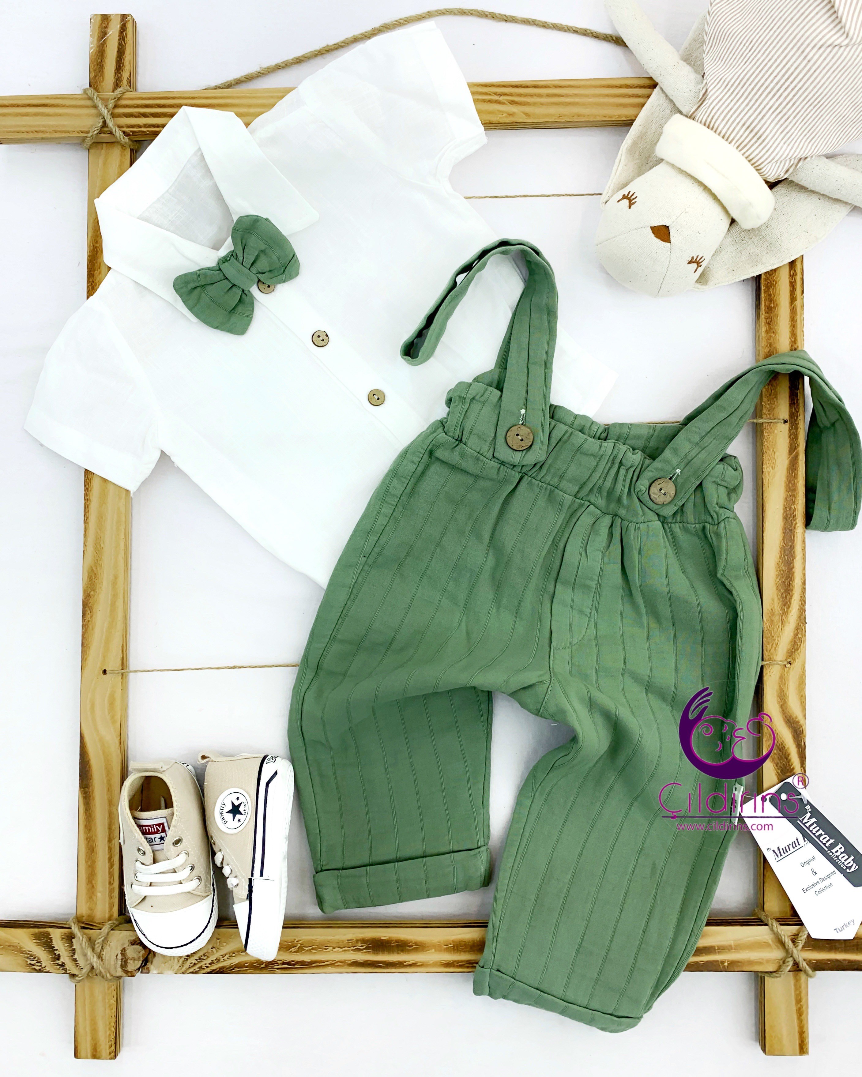 Miniapple Yazlık Papyonlu Gömlekli Çizgili Muslin Pantolonlu Askılı 2’li Bebek Takımı - KREM