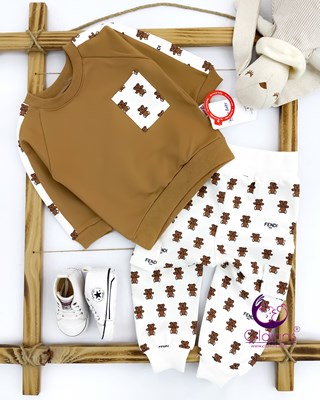 Miniapple Cebi ve Pantolonu Küçük Fendi Ayıcık Desenli Yandan Cepli 2’li Bebek Takımı - KAHVERENGİ