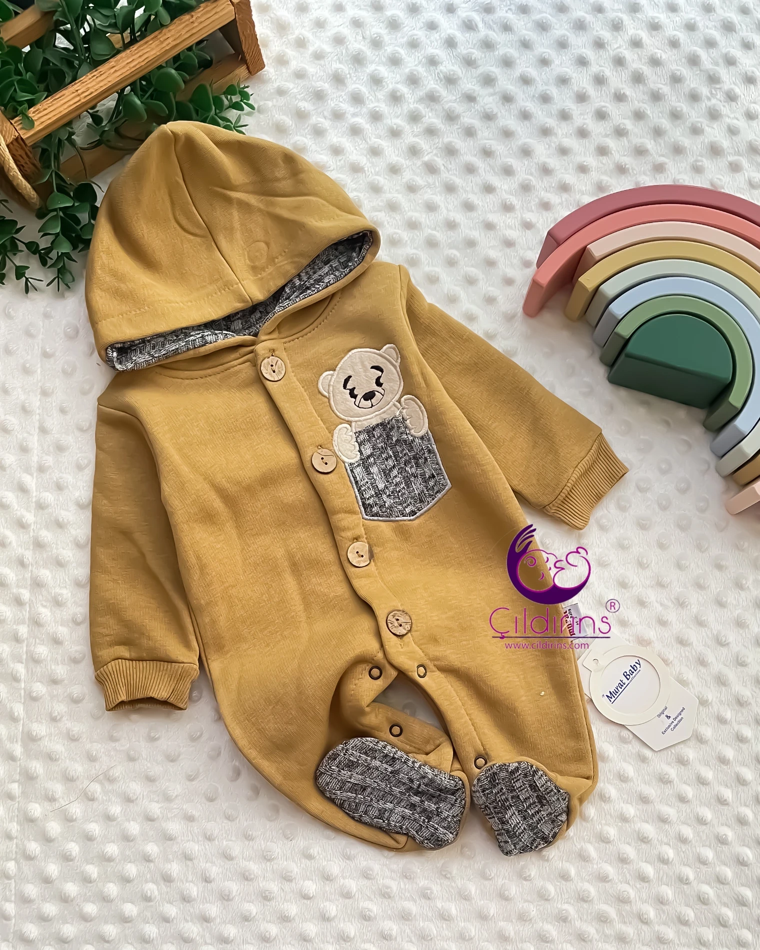 Miniapple 3 İplik Cep ve Ayıcık Nakışlı Kapüşonlu Düğmeli Kendinden Patikli Bebek Tulumu - KAHVERENGİ