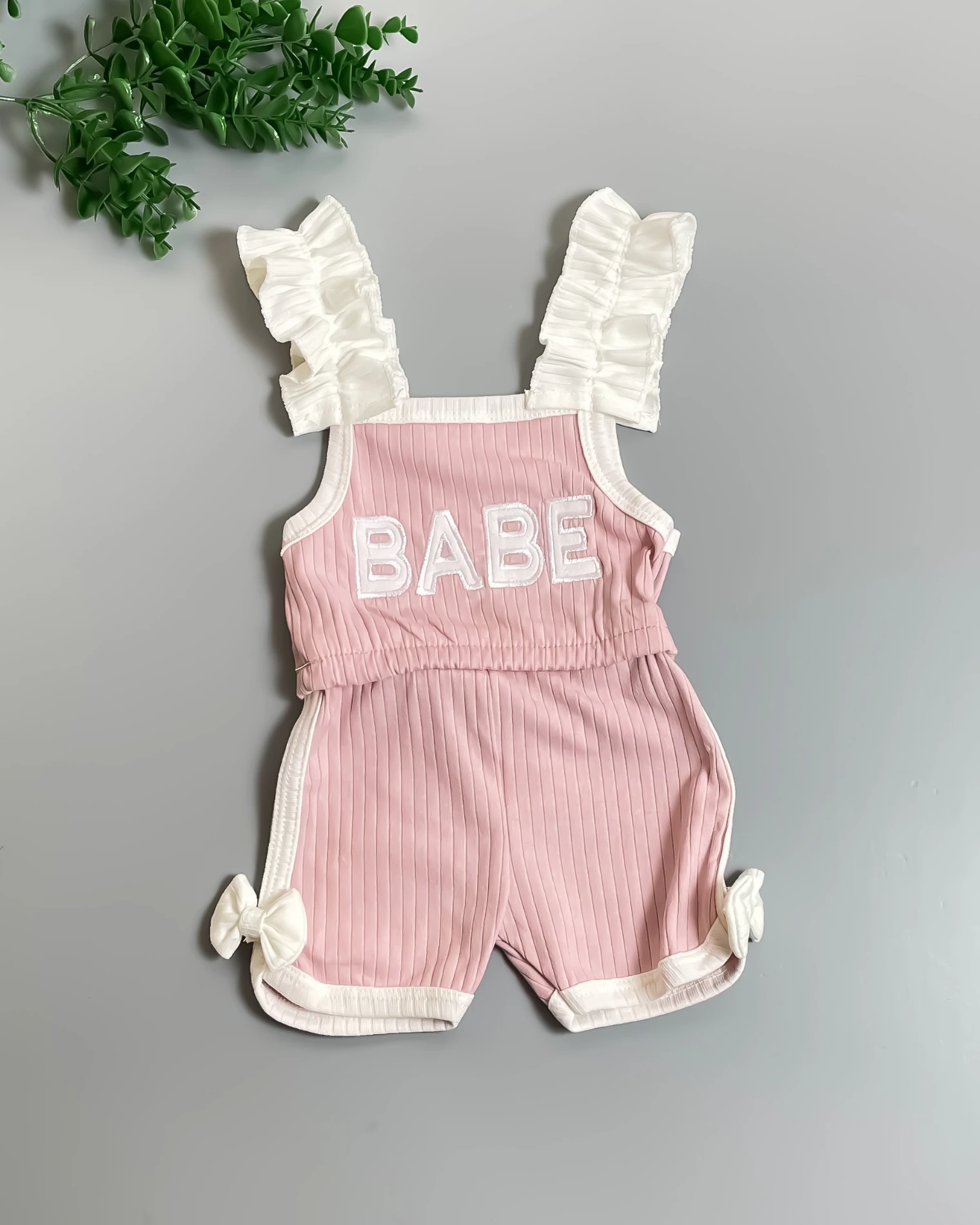 Miniapple Yazlık Babe Nakışlı Kolları Fırfırlı 2’li Bebek Takımı