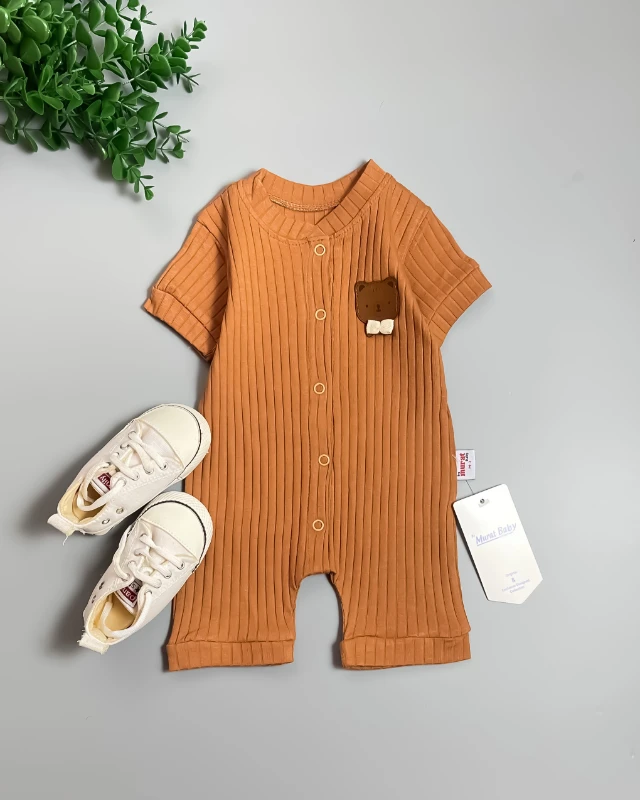 Miniapple Yazlık Erkek Ayıcık Armalı Fitilli Kumaş Çıtçıtlı Bebek Tulumu - AÇIK KAHVE