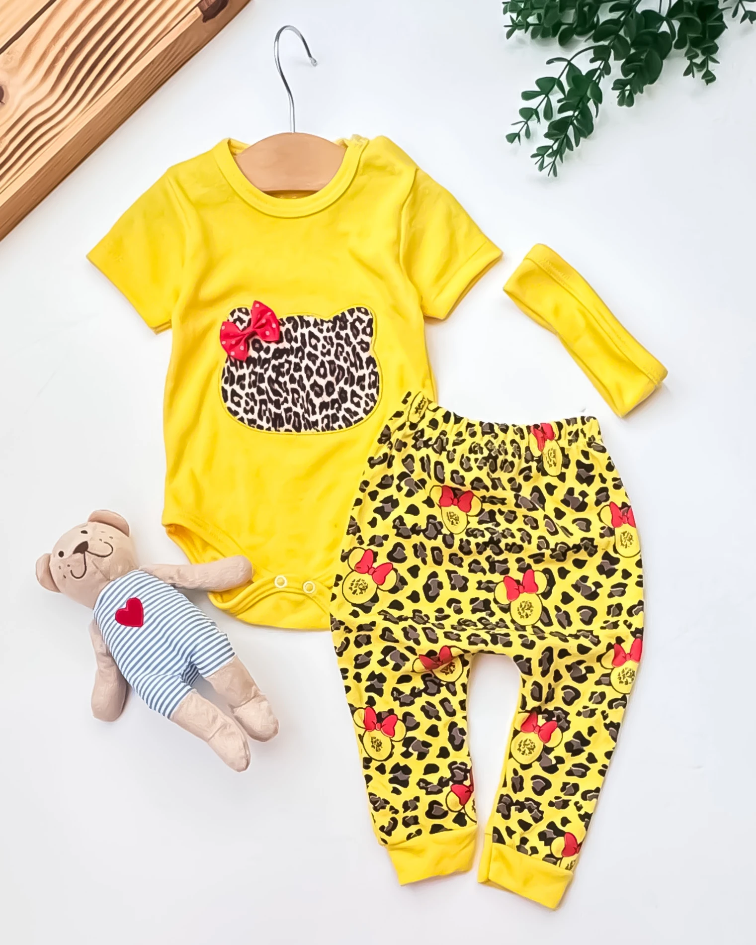 Leopar Baskılı Badili Bandanalı 3’lü Bebek Takım