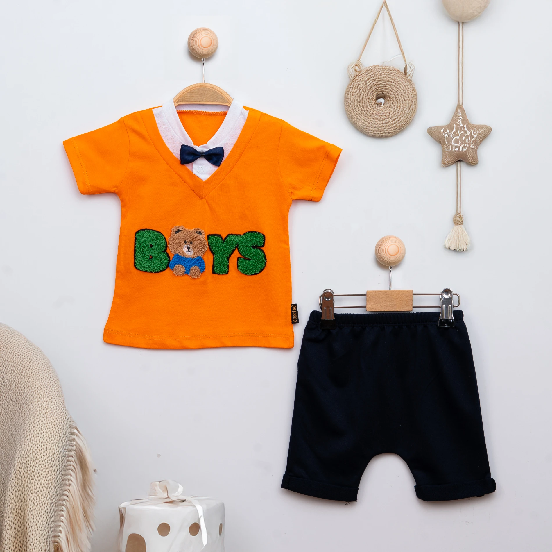 Yazlık Papyonlu Boys Nakışlı 2’li Bebek Takım