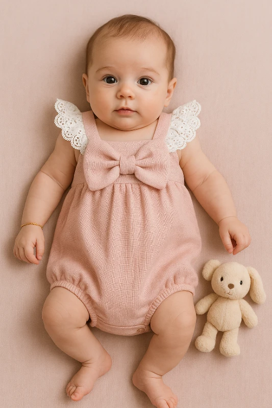 Yazlık Kolları Danttelli Fiyonklu Bebek Romper